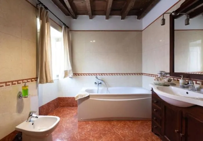 Heritage- Pantheon- Up To 6 Guests روما